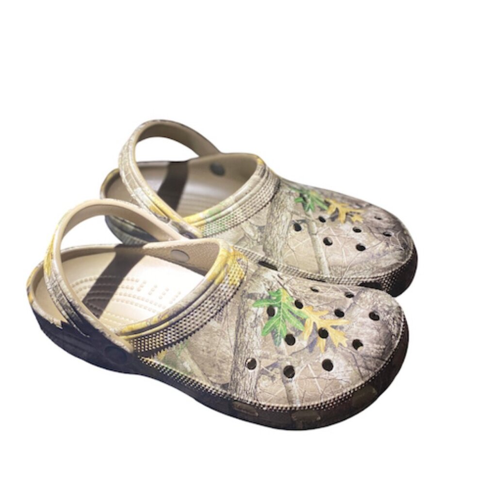 **SOLD**Realtree Crocs **NEVER WORN** Mens 10/Womens 12 NWOT